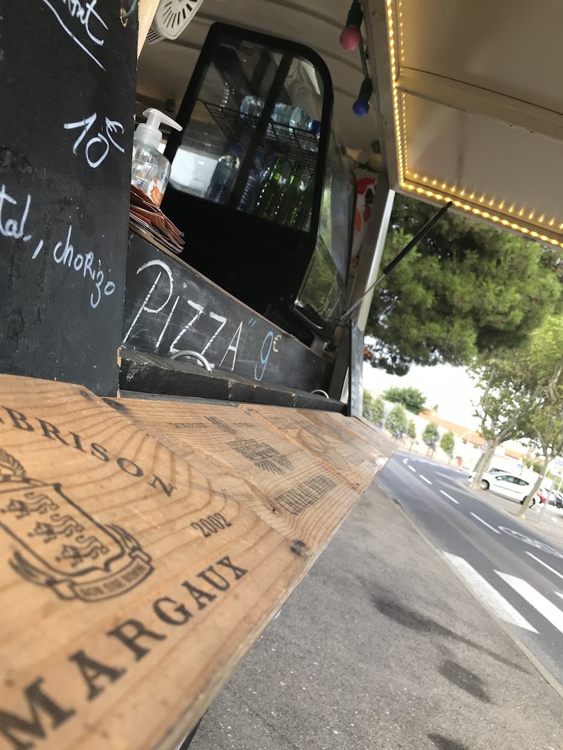 Le camion de saison. Burgers et pizzas Torreilles · Photos 8